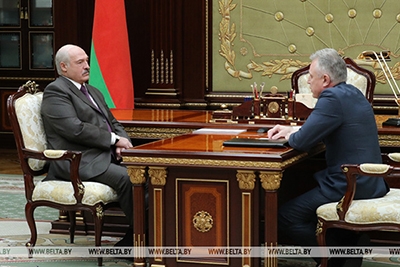 Лукашенко поблагодарил ФПБ за активное участие в парламентской избирательной кампании