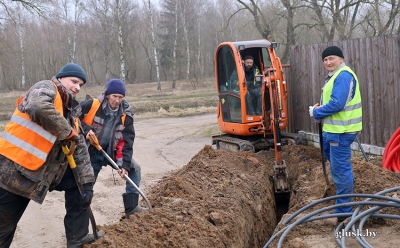 Реконструкция линейно-кабельных сооружений проводится в Глуске