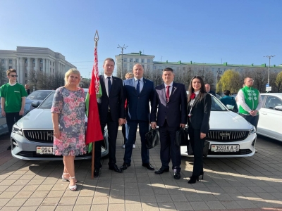Автомобили получили председатели Калатичского и Хвастовичского сельских Советов