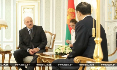 Лукашенко поручил создать в Беларуси госкомпанию на принципах китайской корпорации CITIC Group