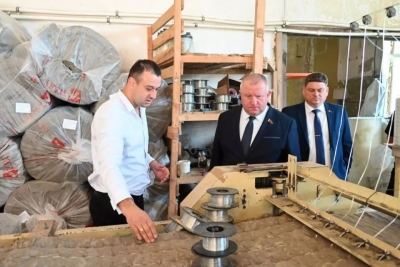Депутат Палаты представителей Национального собрания Республики Беларусь Олег Дьяченко сегодня работает в&nbsp;Глусском районе