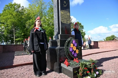Митинг-реквием прошел на&nbsp;воинском кладбище в&nbsp;деревне Хвастовичи. Фоторепортаж