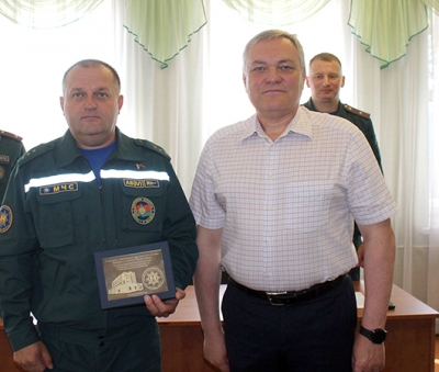 На службе четверть века! Пожарному делу старший прапорщик внутренней службы Глусского РОЧС Сергей Бердник посвятил 25 лет