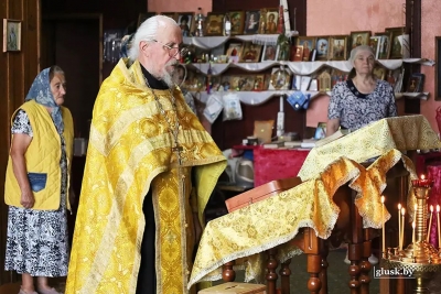 Праздничный молебен и перезвон в храме Рождества Христова, посвященные 100-летию образования Глусского района