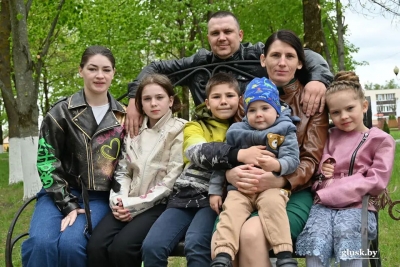 Накануне Дня семьи побывали в большой дружной семье Николая и Виктории Касько