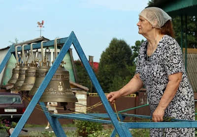 Послушания в глусском Храме Рождества Христова Елены Воробей