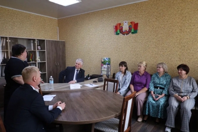В Глусском районе с рабочим визитом побывал Уполномоченный по делам религий и национальностей Республики Беларусь Александр Румак