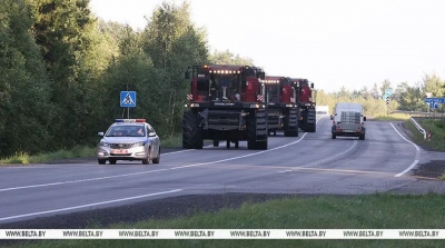 Взаимовыручка. Глусские комбайнеры отправились на помощь хлеборобам Круглянщины