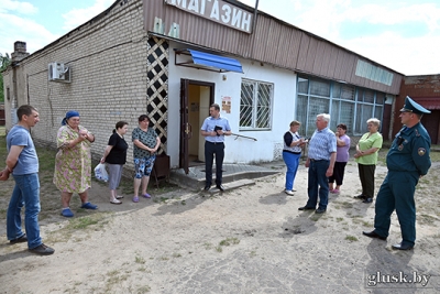 В населенных пунктах Глусского района проходят сельские сходы. На одной из таких встреч в Балашевичах Козловичского сельсовета побывала и корреспондент районной газеты