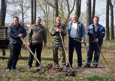 В Глусском районе прошел республиканский  субботник (фоторепортаж)