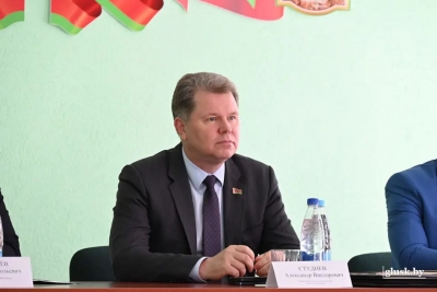 Министр архитектуры и&nbsp;строительства Республики Беларусь Александр Студнев в&nbsp;рамках единого дня информирования встретился с&nbsp;коллективом Глусской ПМК &nbsp;249